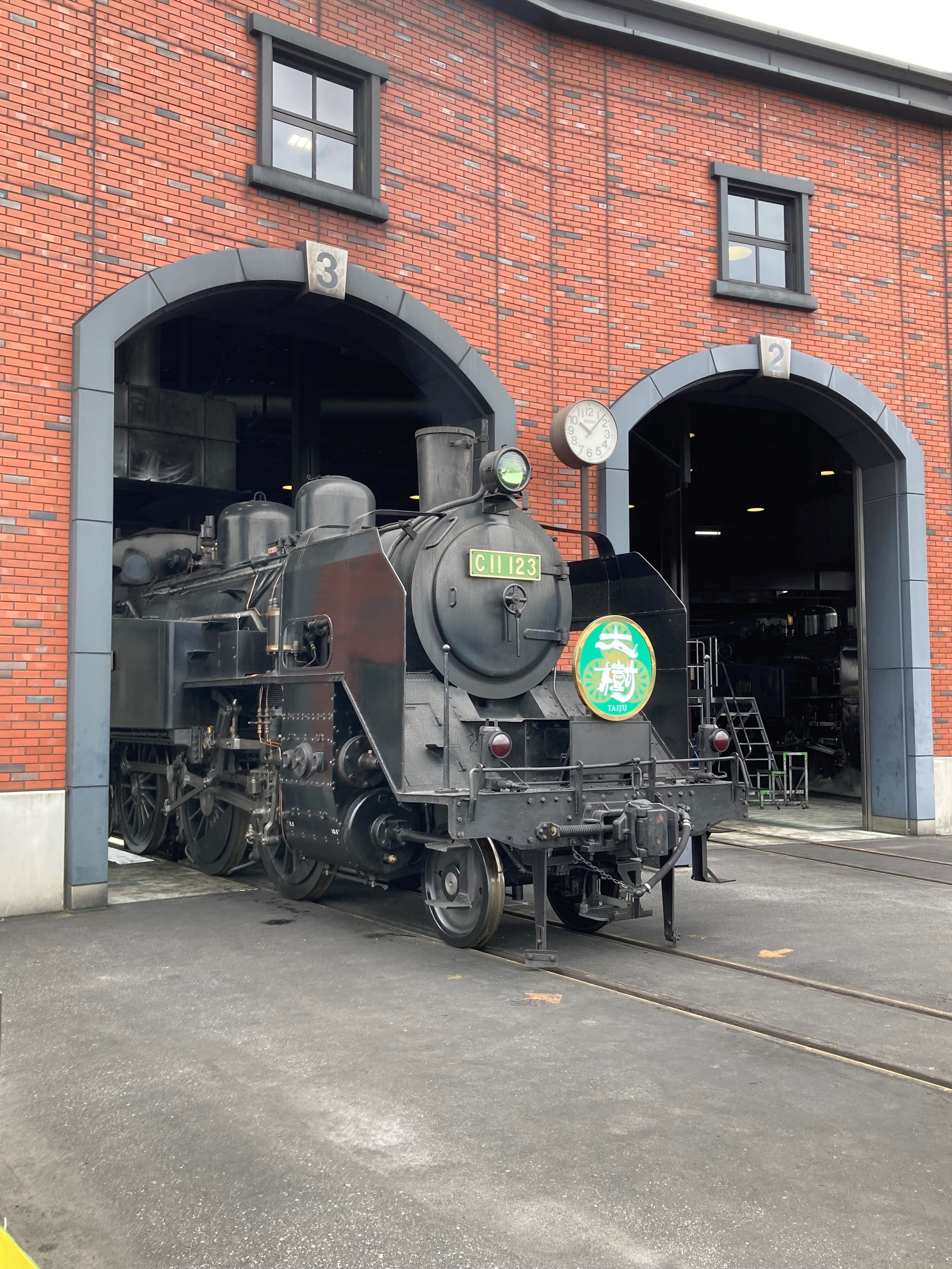 【11月24日(月・祝):午後】下今市駅構内SL機関庫前 七五三記念撮影会(撮影会と合わせて今市報徳二宮神社で七五三祈願も行います!)