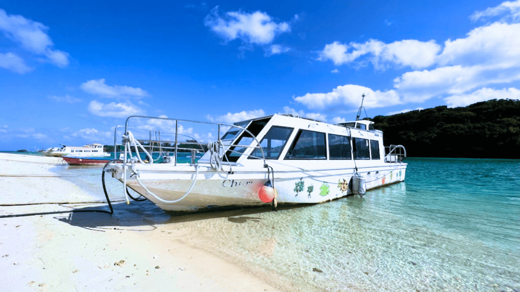 川平湾グラスボート利用券|石垣島の絶景で海中観賞を楽しむ人気アクティビティ<15分毎に運航/石垣島>