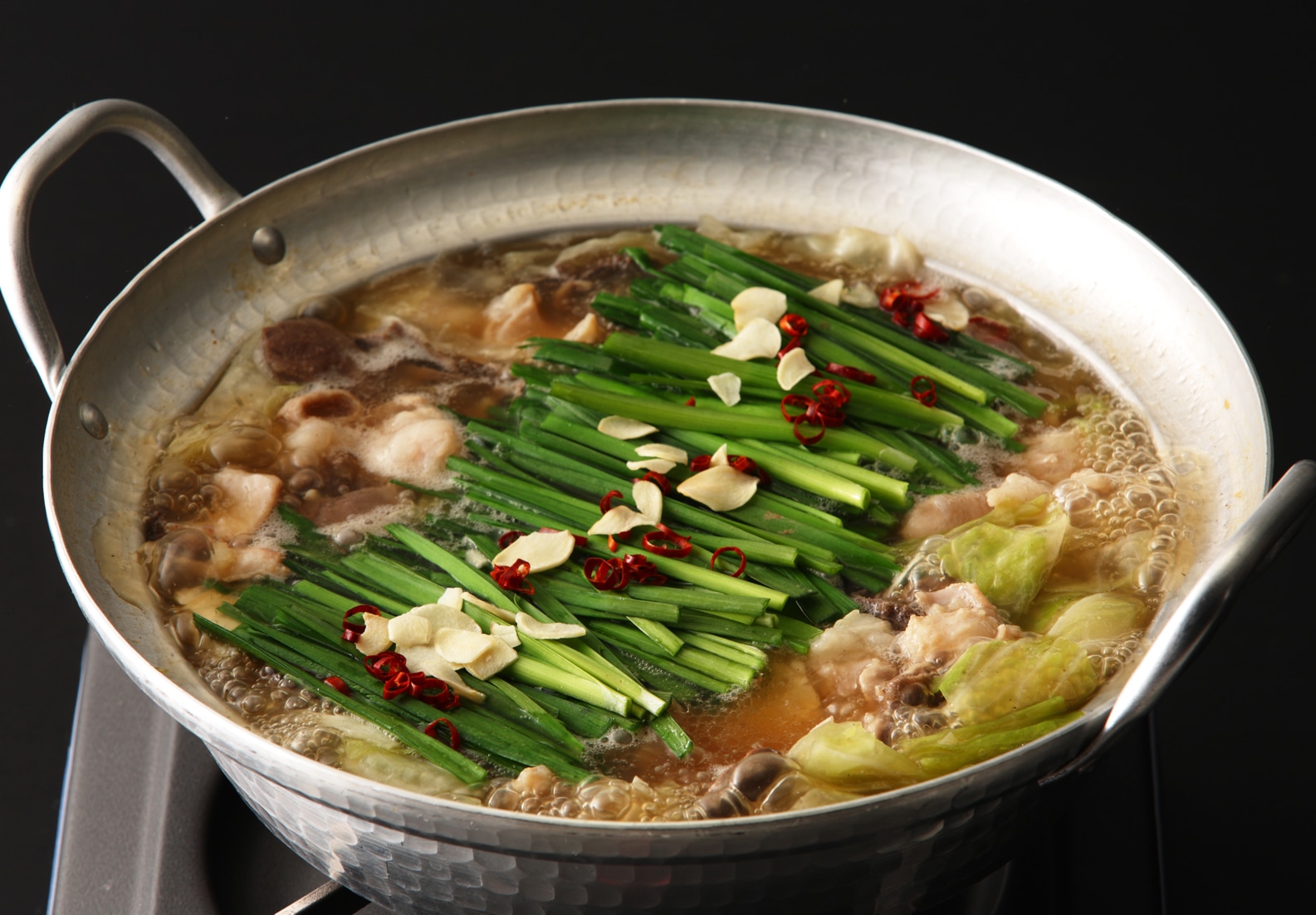 【お歳暮】博多もつ鍋 (クレイン) 冬の味コレ!