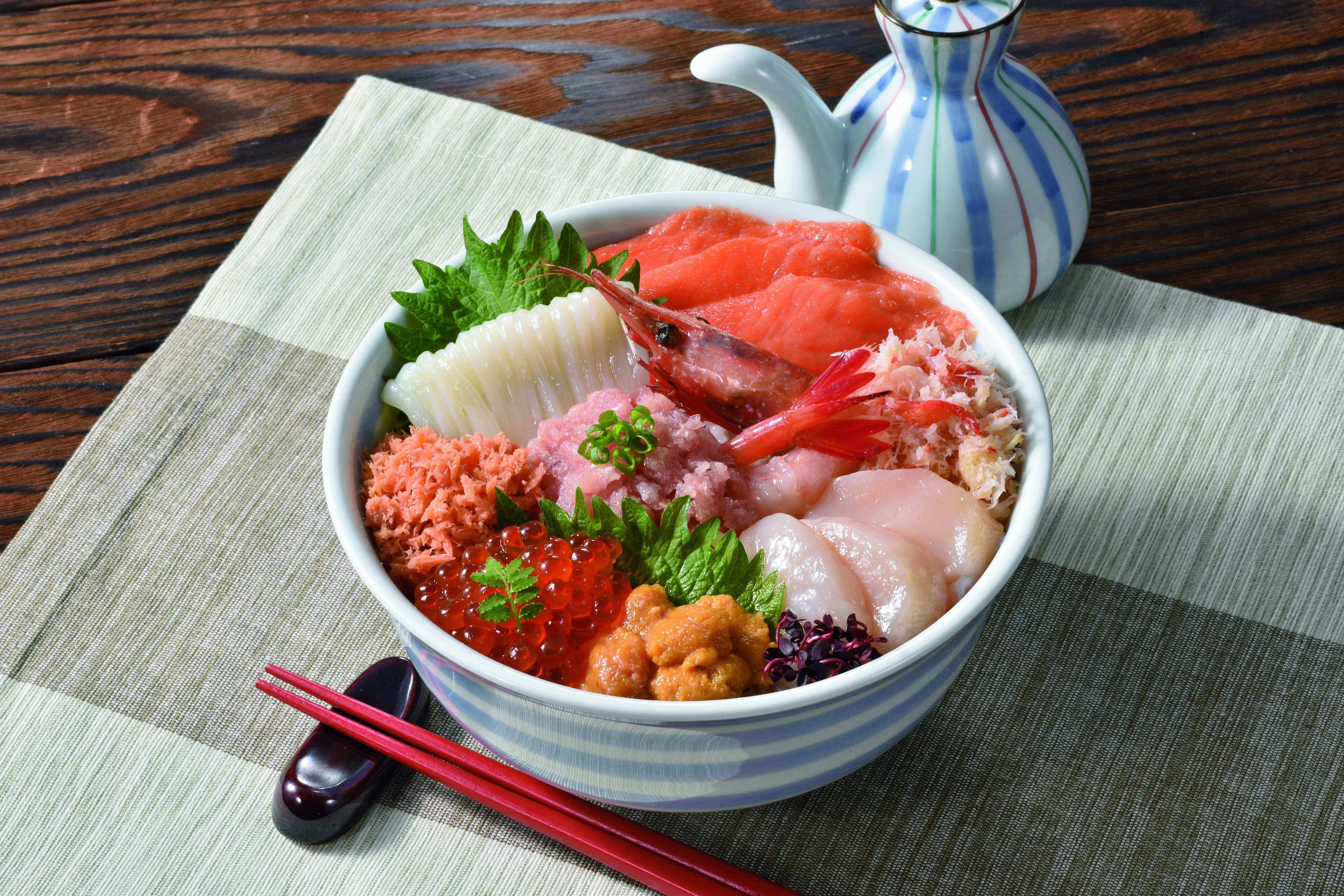 【お歳暮】海鮮丼の具セット (船岡商店) 冬の味コレ!
