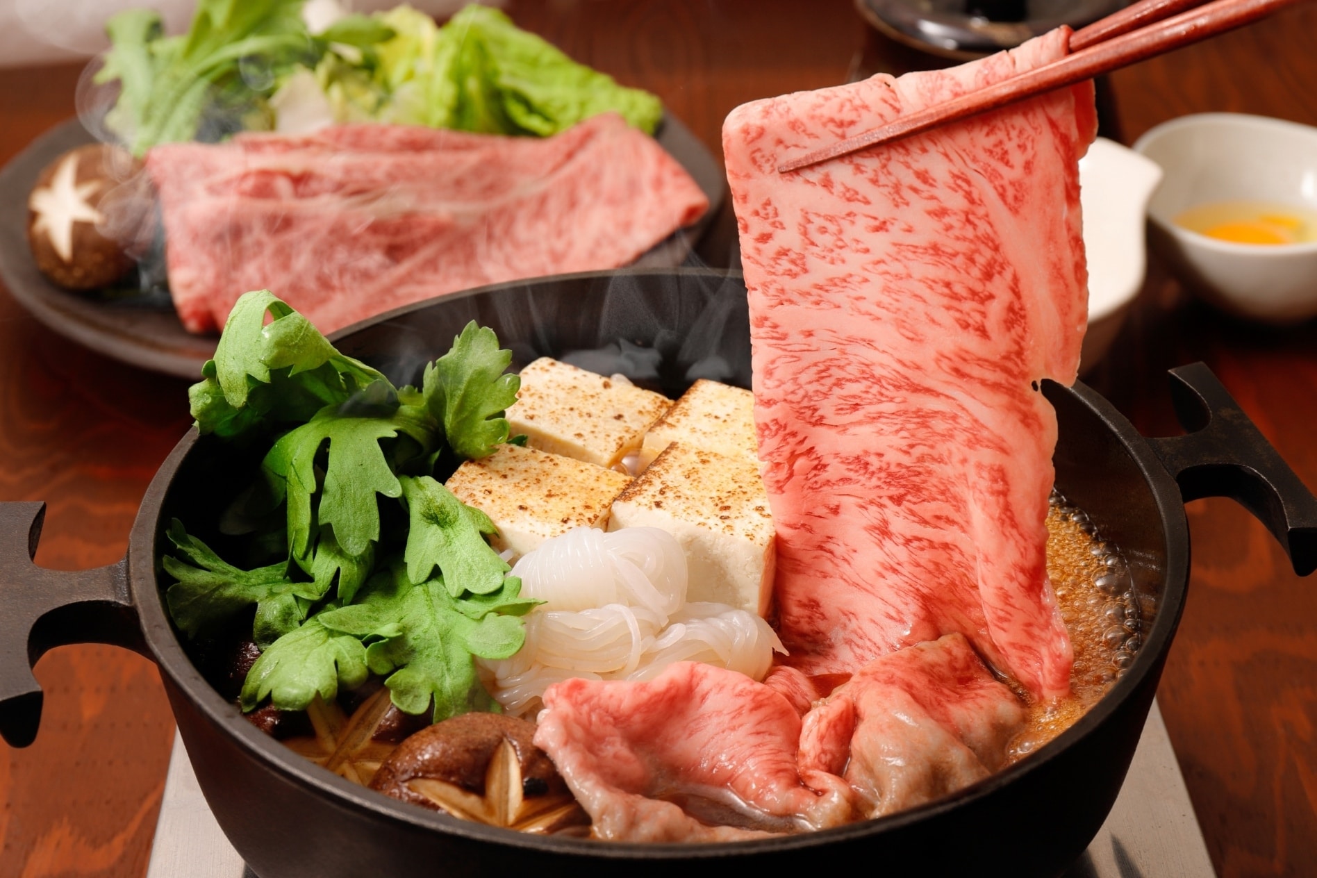 【お歳暮】 兵庫 「三田屋総本家」 神戸ビーフすき焼き・しゃぶしゃぶ用 (送料込)