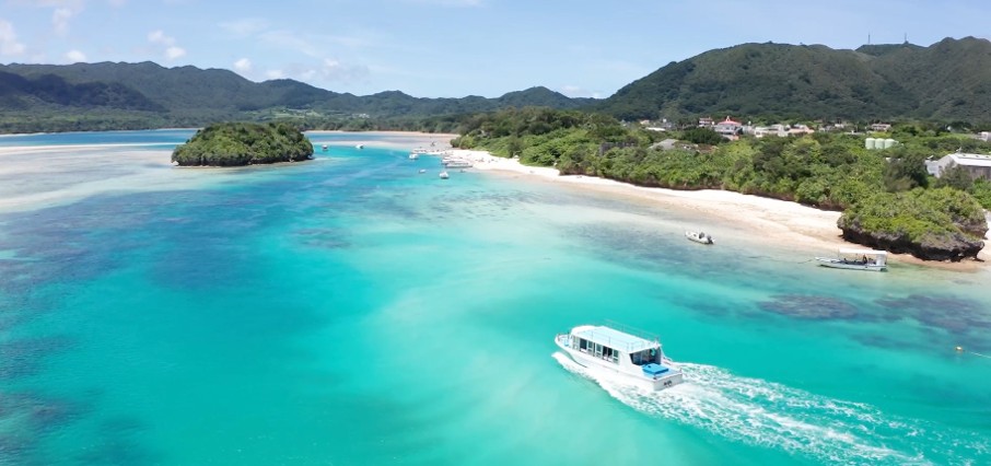 川平湾グラスボート利用券|石垣島の絶景で海中観賞を楽しむ人気アクティビティ<15分毎に運航/石垣島>
