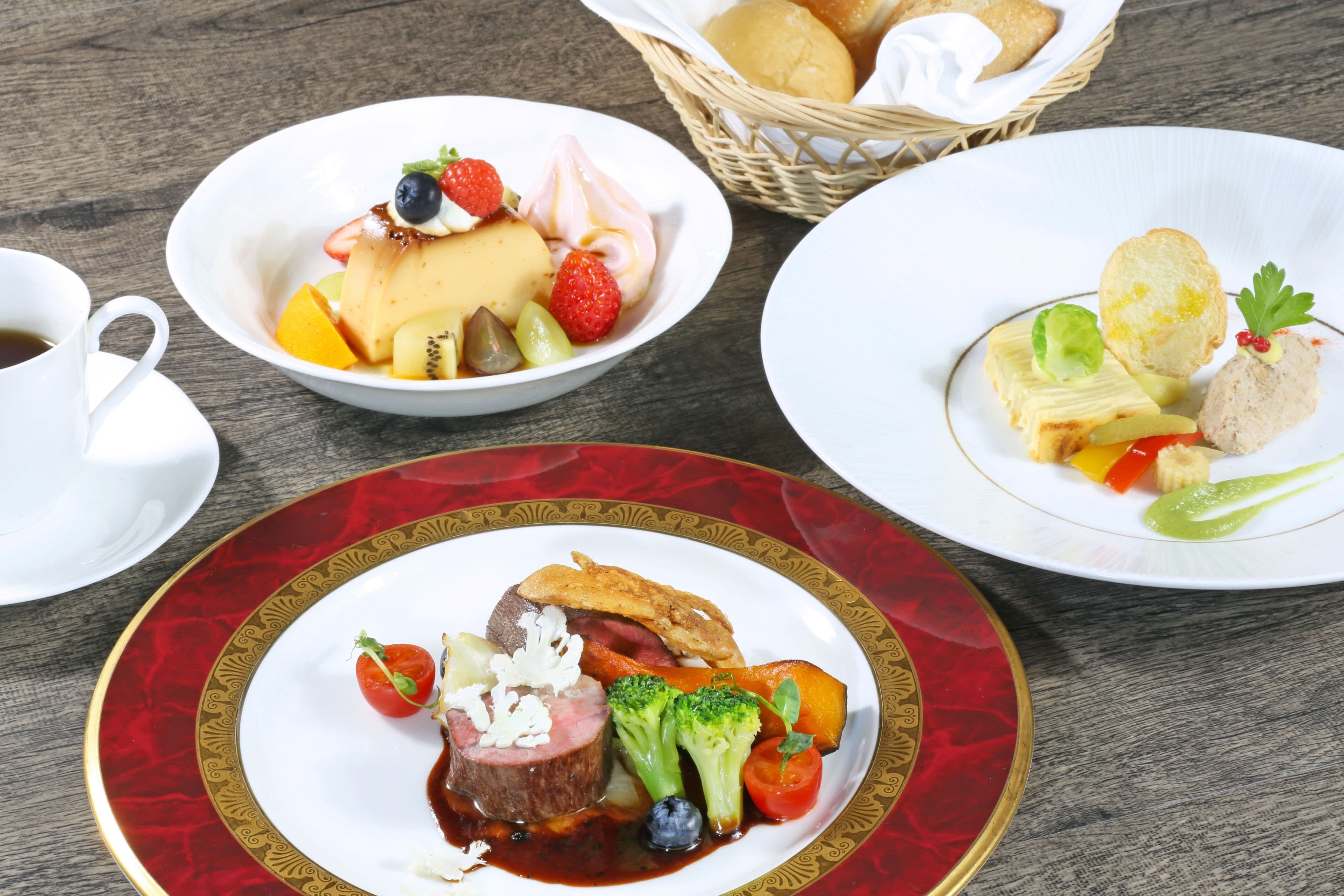 【中禅寺金谷ホテル】季節のスペシャルランチ