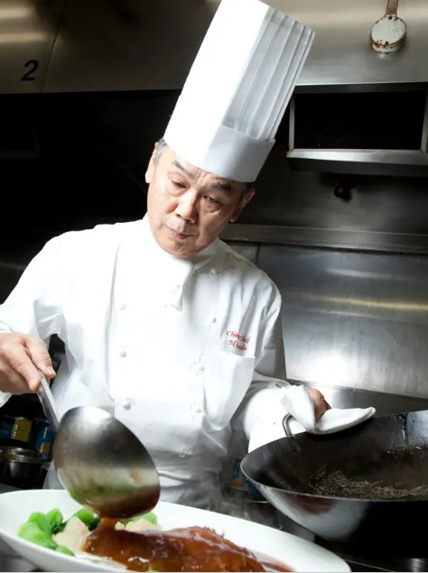 菅井敏彦総料理長