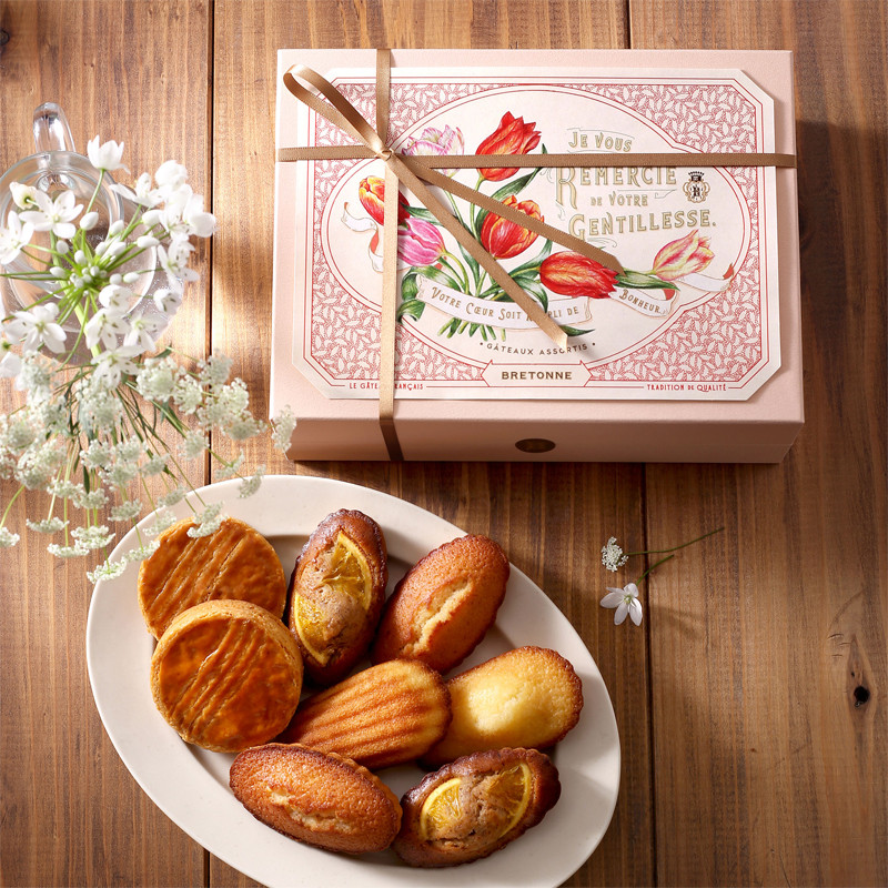 【母の日】［ビスキュイテリエ ブルトンヌ］フローラル ギフト（12個入）＜お届け日：5/8（金）～10（日）＞