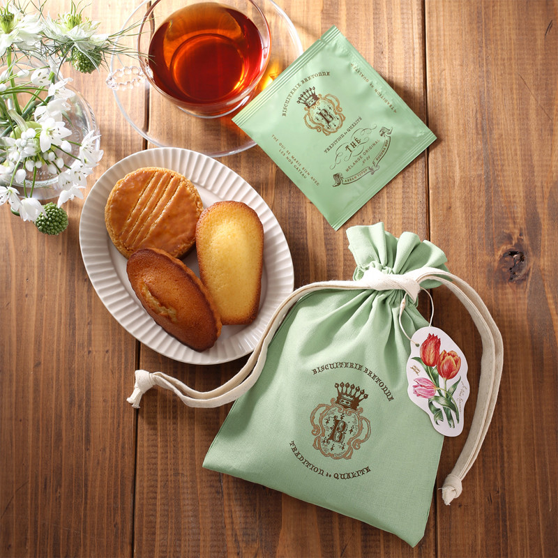 【母の日】［ビスキュイテリエ ブルトンヌ］ブルトンヌ・ポシェット～焼き菓子と紅茶～＜お届け日：5/8（金）～10（日）＞