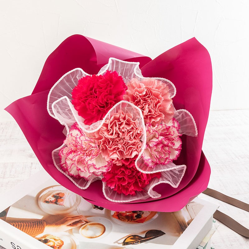 【母の日】［日比谷花壇］花束「フラワーシュシュ」【送料込み】＜お届け日：5/6（水）～10（日）＞