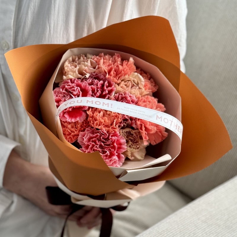 【母の日】［リンクフローリスト］オレンジダズンブーケ【送料込み】＜お届け日：5/6（水）～10（日）＞