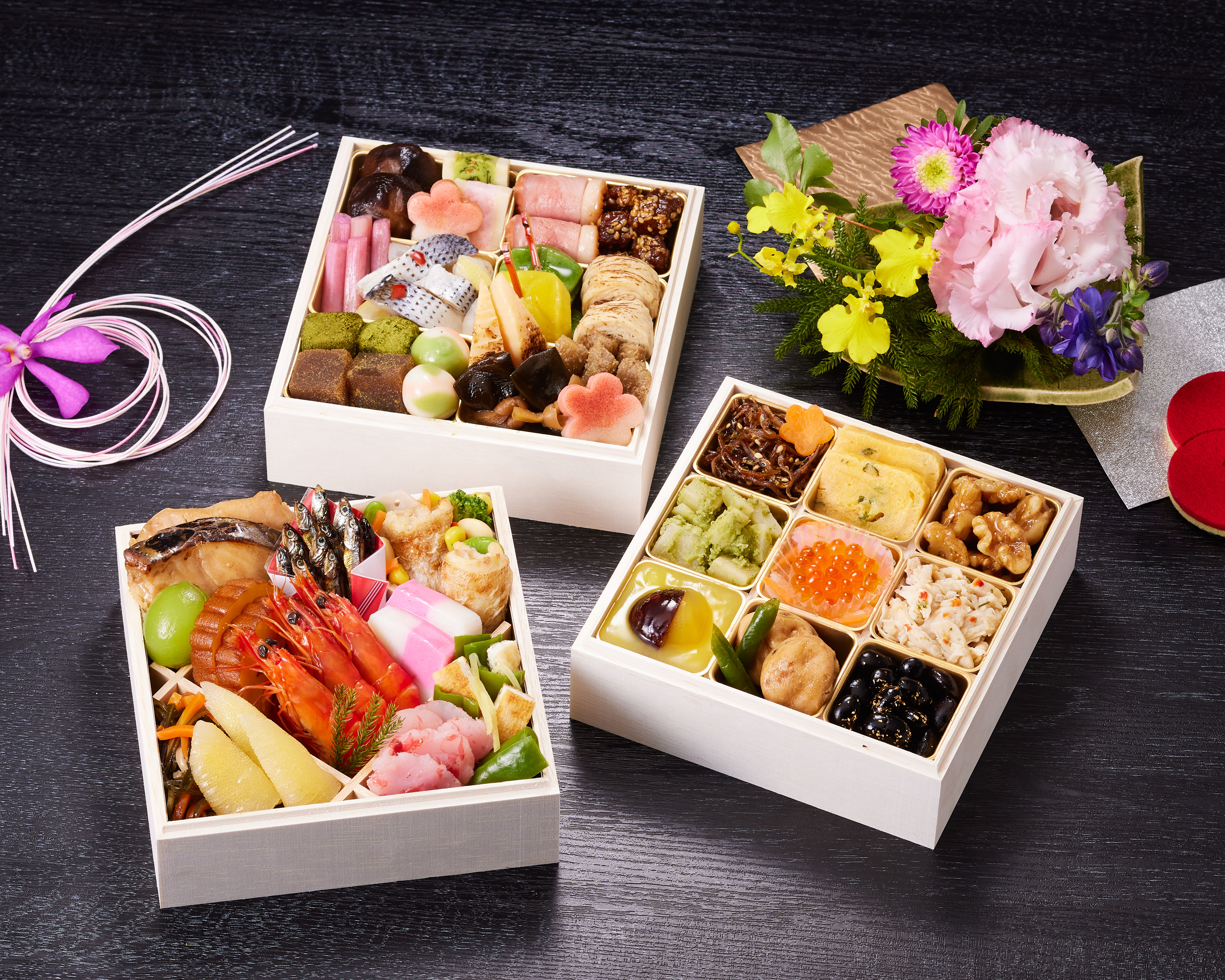 [おせち] 和風おせち料理「千寿閣衣笠」三段重 【しょうざん】