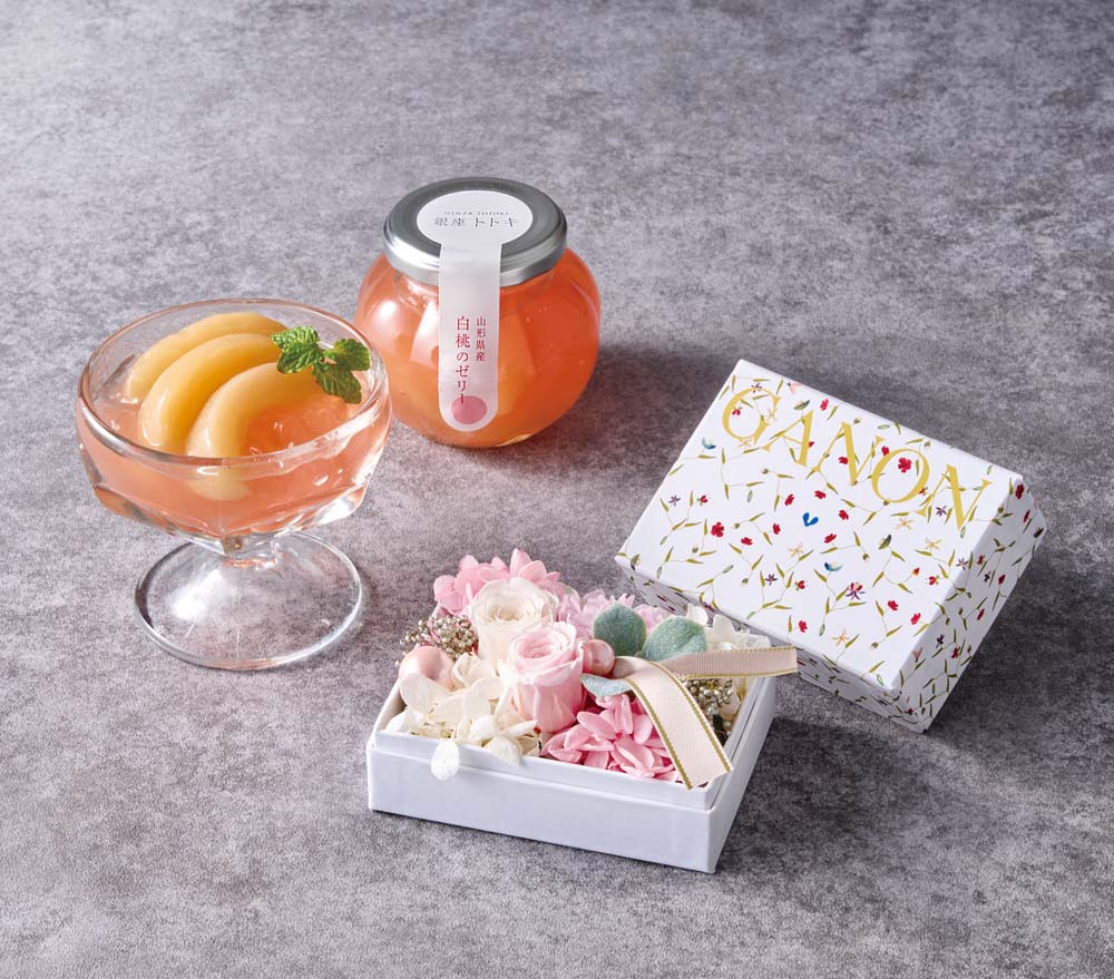 【母の日】「GANON FLORIST」監修 プリザーブドフラワーと「銀座トトキ」監修 山形県産白桃のゼリー