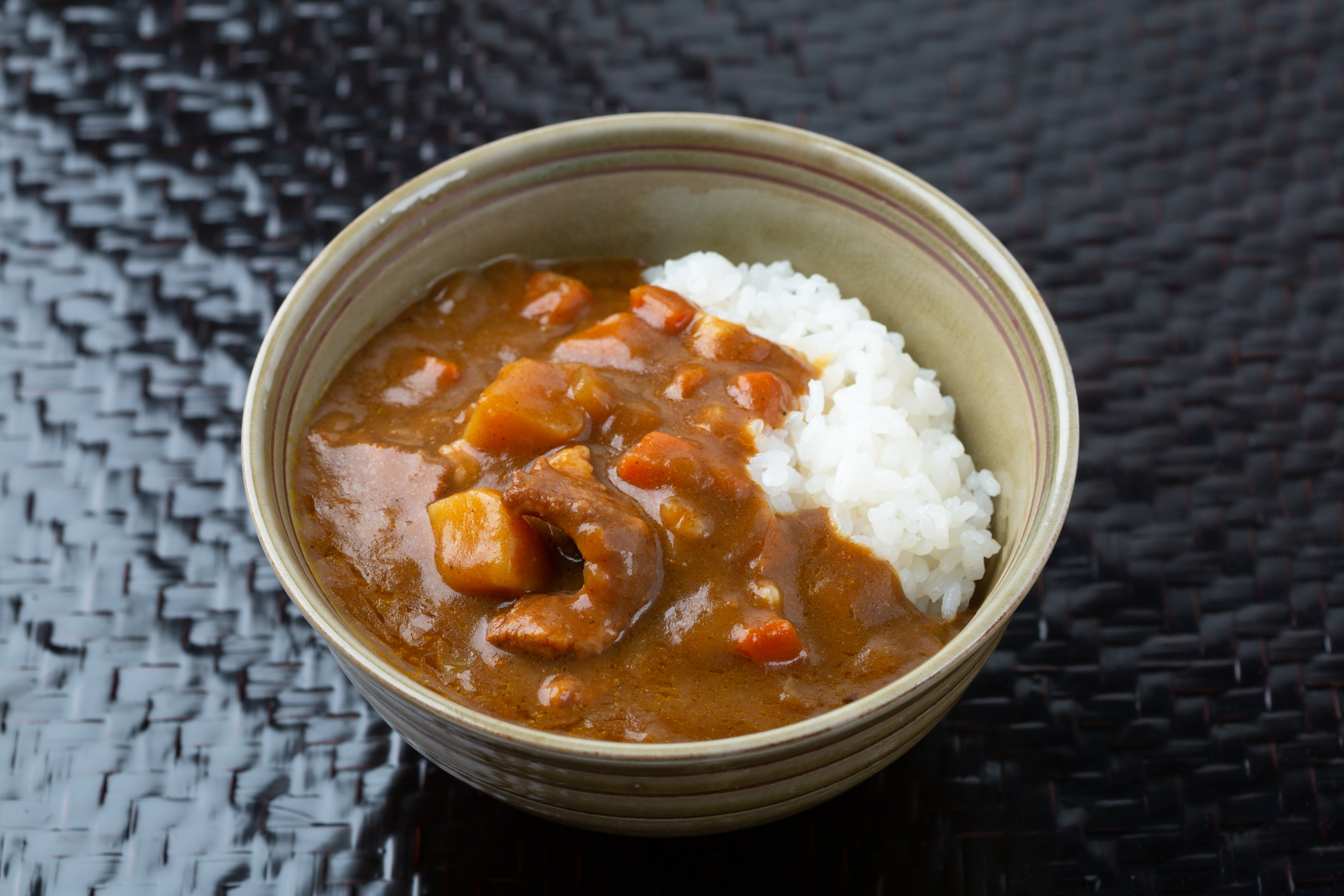【お中元】兵庫 「三田屋総本家」 黒毛和牛の欧風ちょこっとビーフカレー（12食）