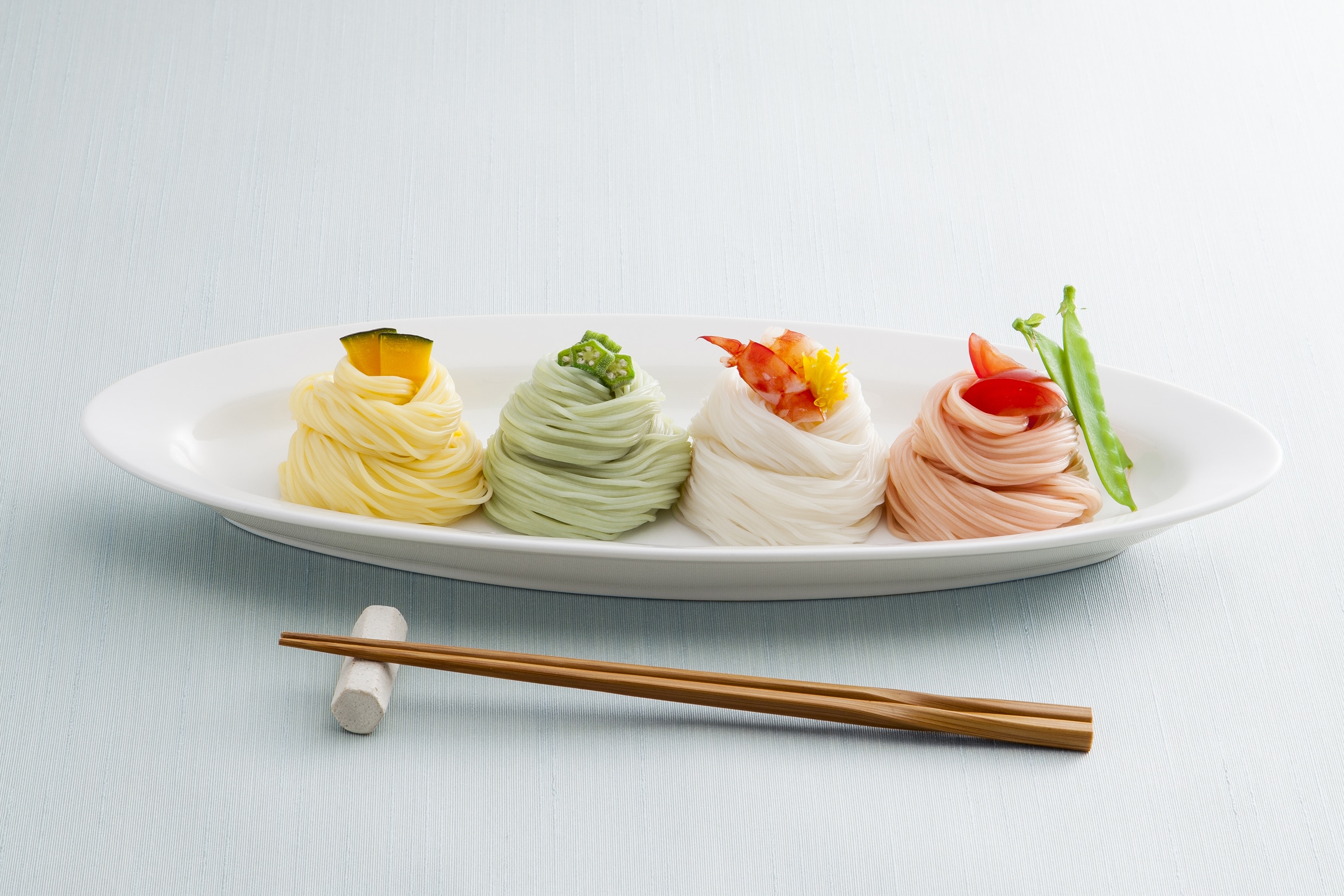  【特別価格】奈良 「池利」 夏野菜を使った三輪素麺　50g×4セット